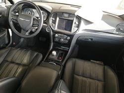 کرایسلەر 300